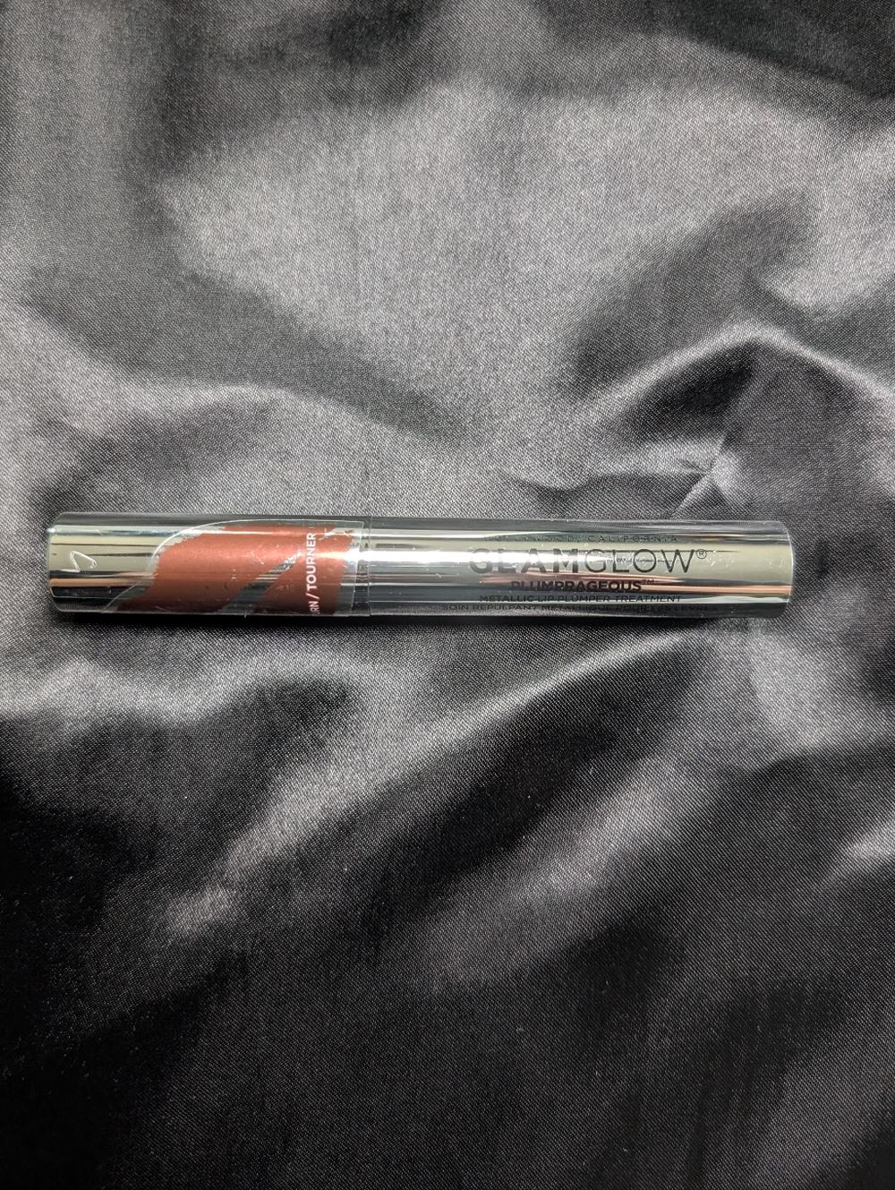 GLAMGLOW PLUMPRAGEOUS Lip Treatment in Suggestive